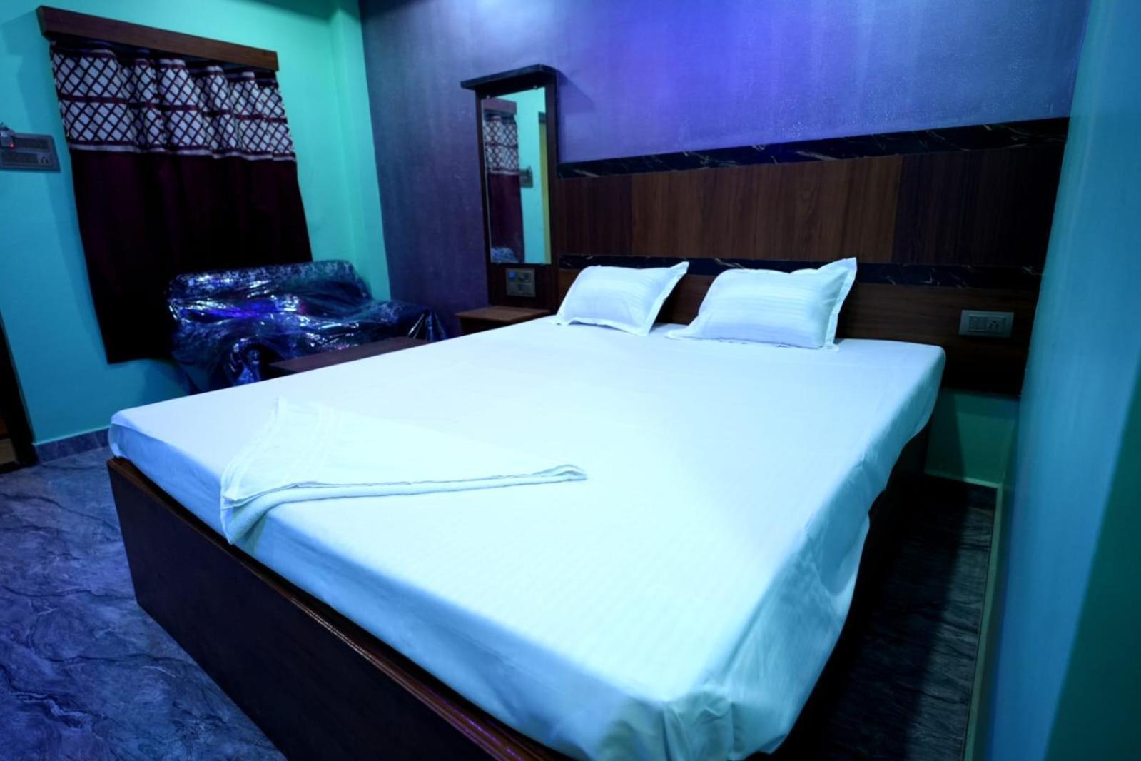 Resorts Birds Nest Tajpur Exterior photo